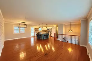 3063 Parkwood Pl, Crown Point, IN 46307 - Photo 8