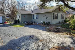 110 Cedar Dr, Walkerton, IN 46574 - Photo 1