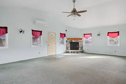 907 W 12th Street, La Porte, IN 46350 - Photo 22