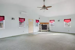 907 W 12th St, La Porte, IN 46350 - Photo 22