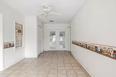 907 W 12th Street, La Porte, IN 46350 - Photo 8