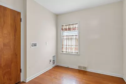 907 W 12th Street, La Porte, IN 46350 - Photo 18