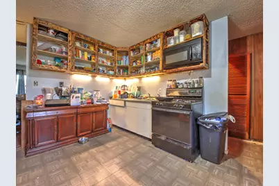 1407 J Street, La Porte, IN 46350 - Photo 6