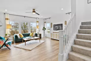 2716 Carrington Ct, Crown Point, IN 46307 - Photo 4