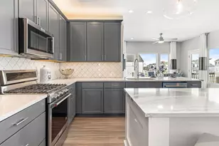 10465 California St, Crown Point, IN 46307 - Photo 10