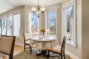 9011 Park Valley Ct, Hobart, IN 46342 - Photo 12