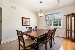 9011 Park Valley Ct, Hobart, IN 46342 - Photo 8