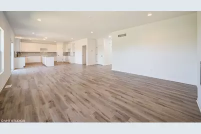 10510 Kansas Street, Crown Point, IN 46307 - Photo 6