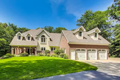 273 Bridlewood Lane, Valparaiso, IN 46385 - Photo 2