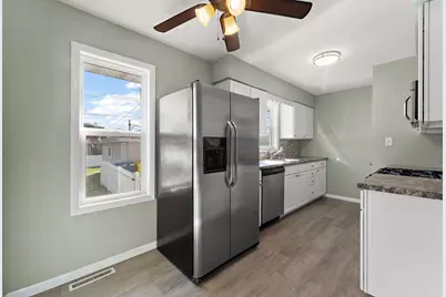 947 N Wood Street, Griffith, IN 46319 - Photo 8