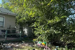 327 N Grand Blvd, Gary, IN 46403 - Photo 8