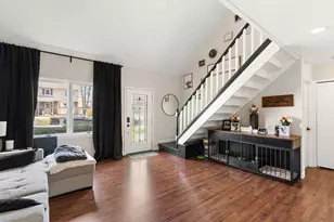 1309 Chesapeake Park Dr, Valparaiso, IN 46383 - Photo 4