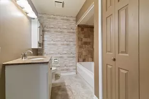 6703 New Jersey Ave, Hammond, IN 46323 - Photo 24