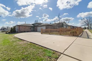 6703 New Jersey Ave, Hammond, IN 46323 - Photo 2