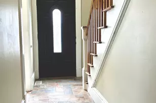 611 Niles St, La Porte, IN 46350 - Photo 2