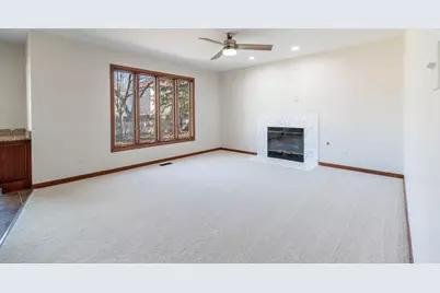 8407 Beech Avenue, Munster, IN 46321 - Photo 10