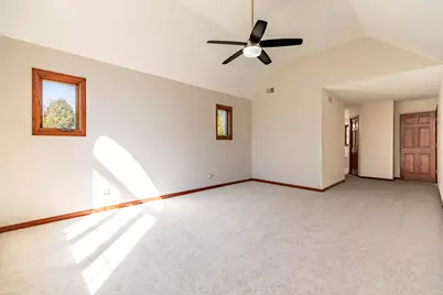 8407 Beech Avenue, Munster, IN 46321 - Photo 30