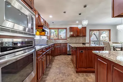 8407 Beech Avenue, Munster, IN 46321 - Photo 18