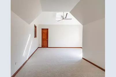 8407 Beech Avenue, Munster, IN 46321 - Photo 38