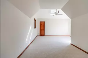 8407 Beech Ave, Munster, IN 46321 - Photo 38