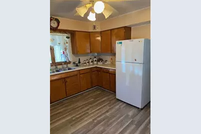 611 Broadmoor Avenue, Munster, IN 46321 - Photo 8