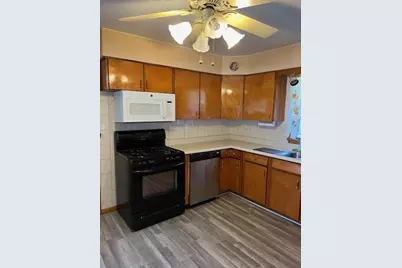 611 Broadmoor Avenue, Munster, IN 46321 - Photo 8