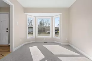 314 Hoffman Ct, Crown Point, IN 46307 - Photo 10