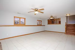 8940 Calhoun Pl, Crown Point, IN 46307 - Photo 22