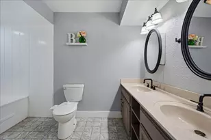 1686 W 300 N, La Porte, IN 46350 - Photo 20