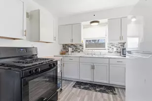 6611 Arkansas Ave, Hammond, IN 46323 - Photo 12