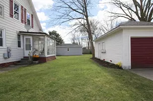 302 Bond St, La Porte, IN 46350 - Photo 10