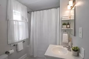 302 Bond St, La Porte, IN 46350 - Photo 12