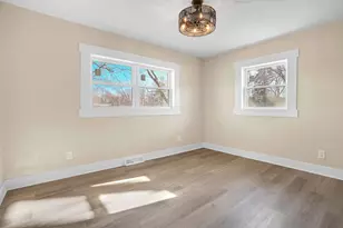 1952 Hayes Leonard Rd, Valparaiso, IN 46385 - Photo 16