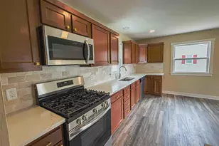 5836 Sloan Ave, Portage, IN 46368 - Photo 6