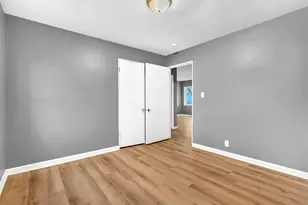 31 Tyler St, New Chicago, IN 46342 - Photo 12