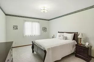 740 Meadow Ln, Crown Point, IN 46307 - Photo 18