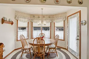 740 Meadow Ln, Crown Point, IN 46307 - Photo 14