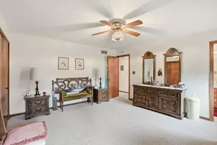 740 Meadow Ln, Crown Point, IN 46307 - Photo 16