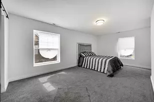 2585 Harrison St, Gary, IN 46407 - Photo 14