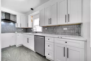 2585 Harrison St, Gary, IN 46407 - Photo 4