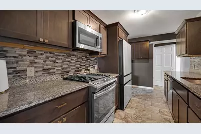 1710 Minnesota Street, Hobart, IN 46342 - Photo 10