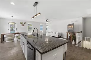 10132 Azalea Dr, Crown Point, IN 46307 - Photo 6