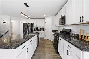 10132 Azalea Dr, Crown Point, IN 46307 - Photo 8