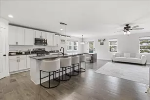 10132 Azalea Dr, Crown Point, IN 46307 - Photo 4