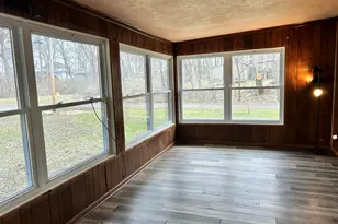 4609 Bear Ln, Valparaiso, IN 46383 - Photo 10