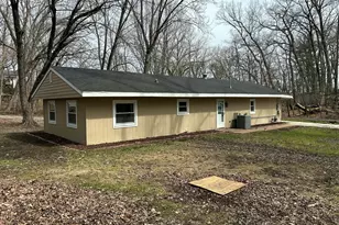 4609 Bear Ln, Valparaiso, IN 46383 - Photo 18