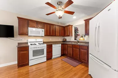 7035 Tompkins Court, Griffith, IN 46319 - Photo 10