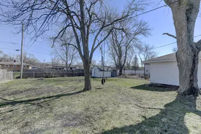 129 Pine Street, Lowell, IN 46356 - Photo 18