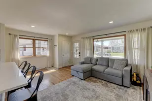 129 Pine St, Lowell, IN 46356 - Photo 8