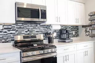 140 Morningside Ave, Gary, IN 46408 - Photo 16